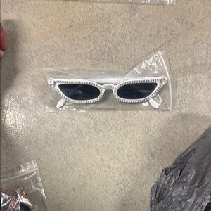 Elegant White Rhinestone Sunglasses